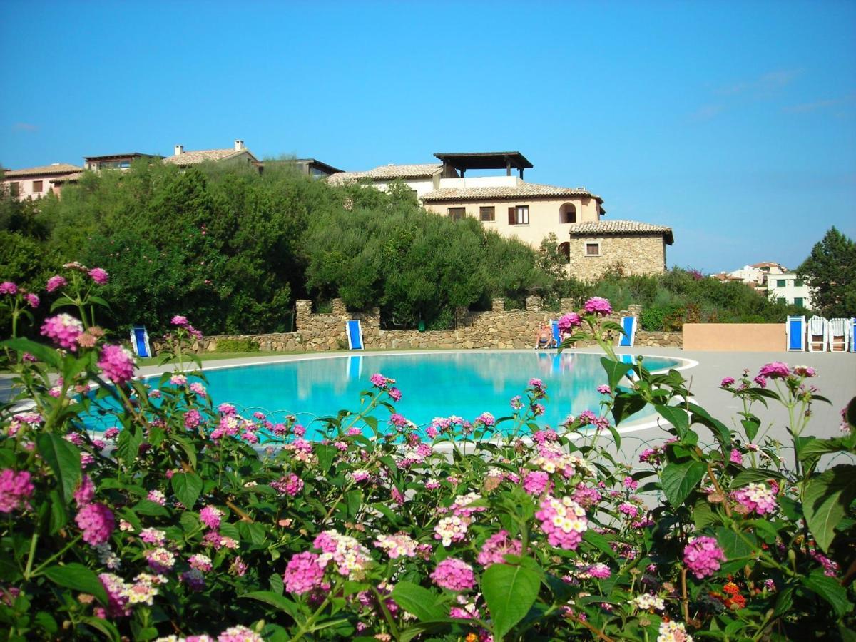 Residence Bouganville Porto Rotondo Exterior photo