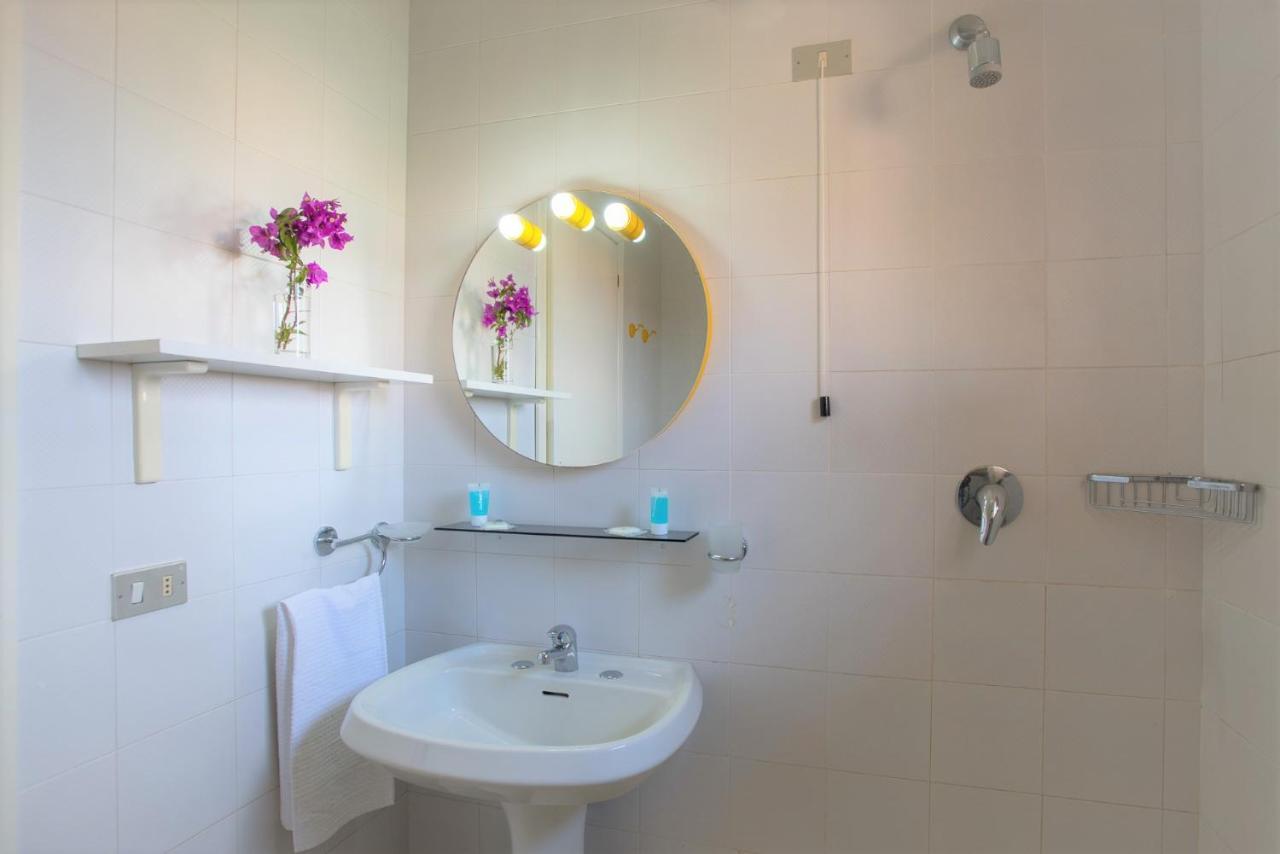 Residence Bouganville Porto Rotondo Exterior photo