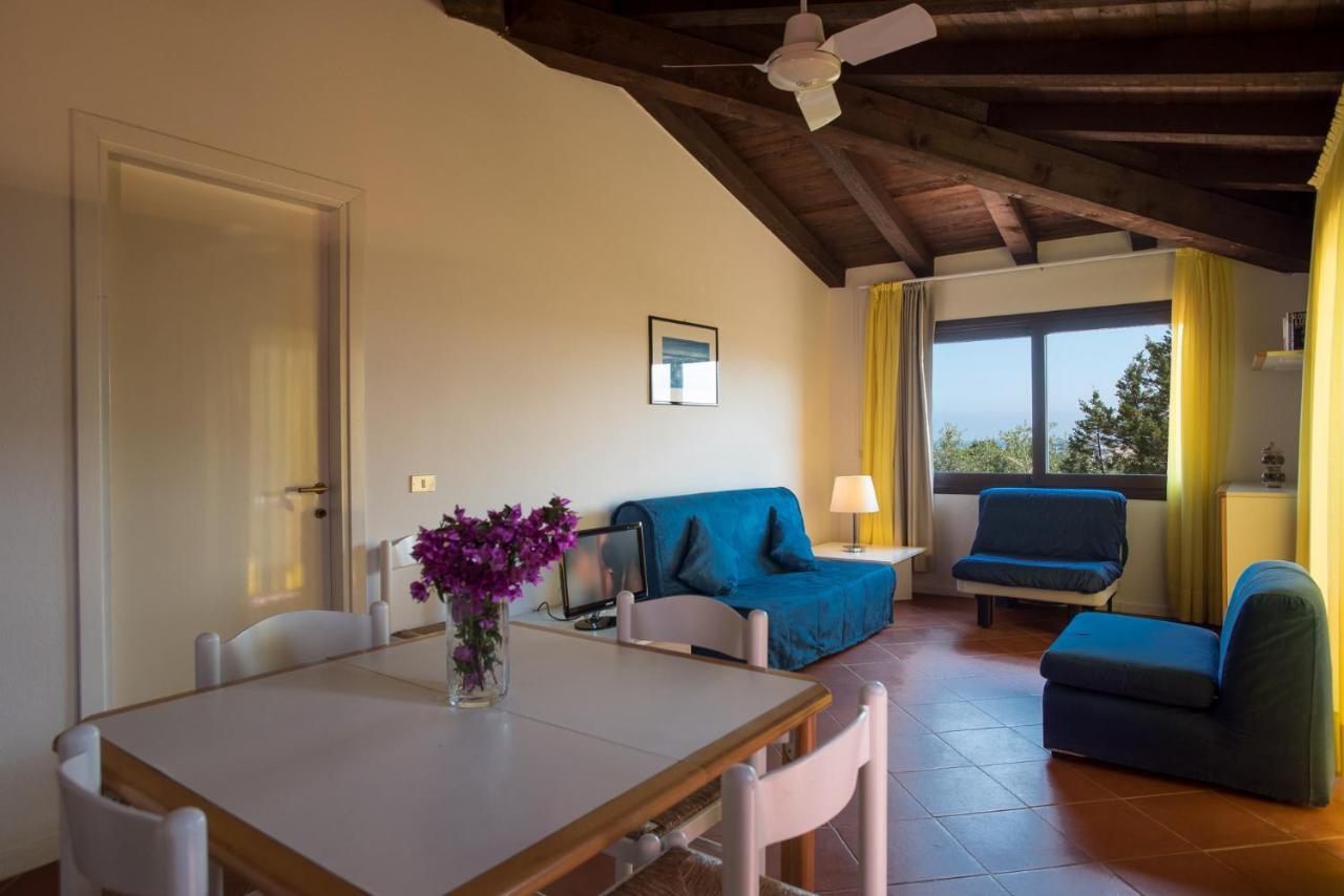 Residence Bouganville Porto Rotondo Exterior photo