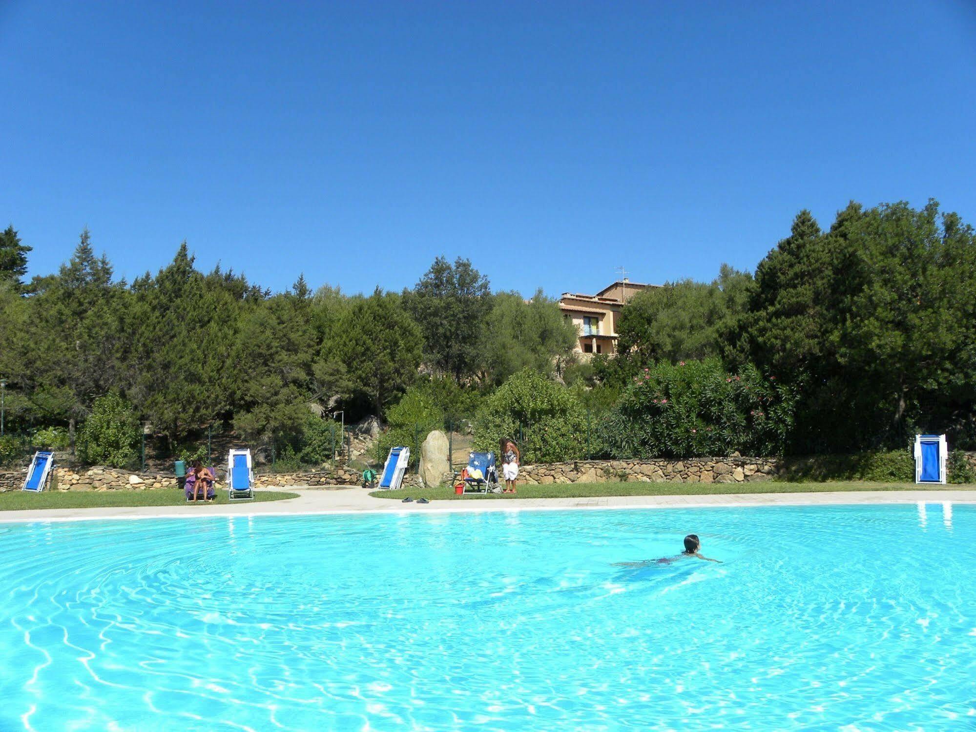 Residence Bouganville Porto Rotondo Exterior photo